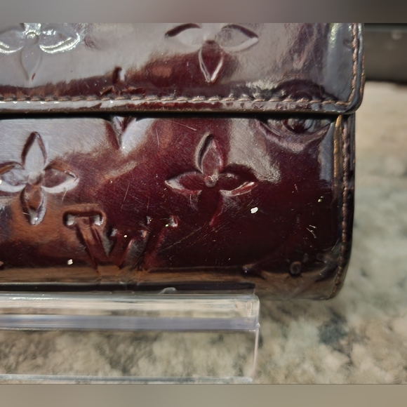 Louis Vuitton Amarente Long Sarah Wallet - Picture 5 of 12